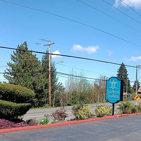 Sutton Suites Hotel SeaTac Exterior foto